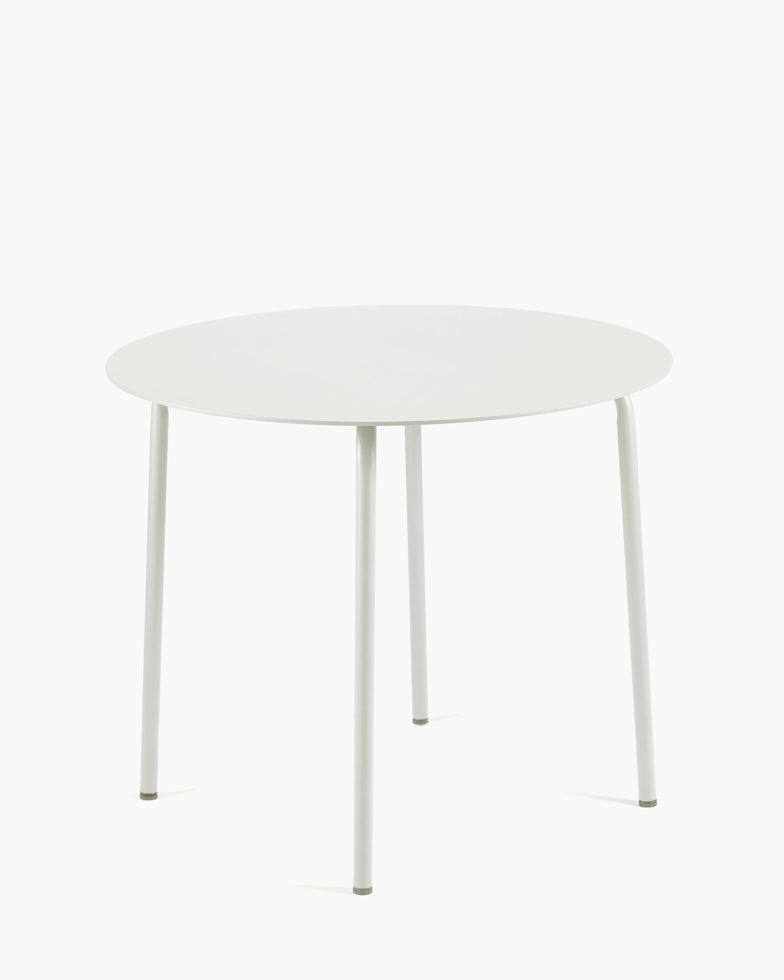 August Aluminum Round Dining Table