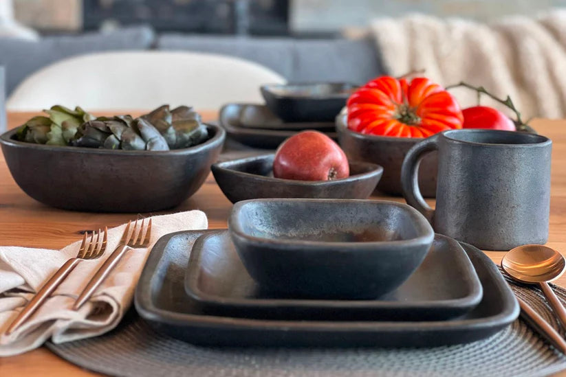 Longpi Pottery Square Bowl
