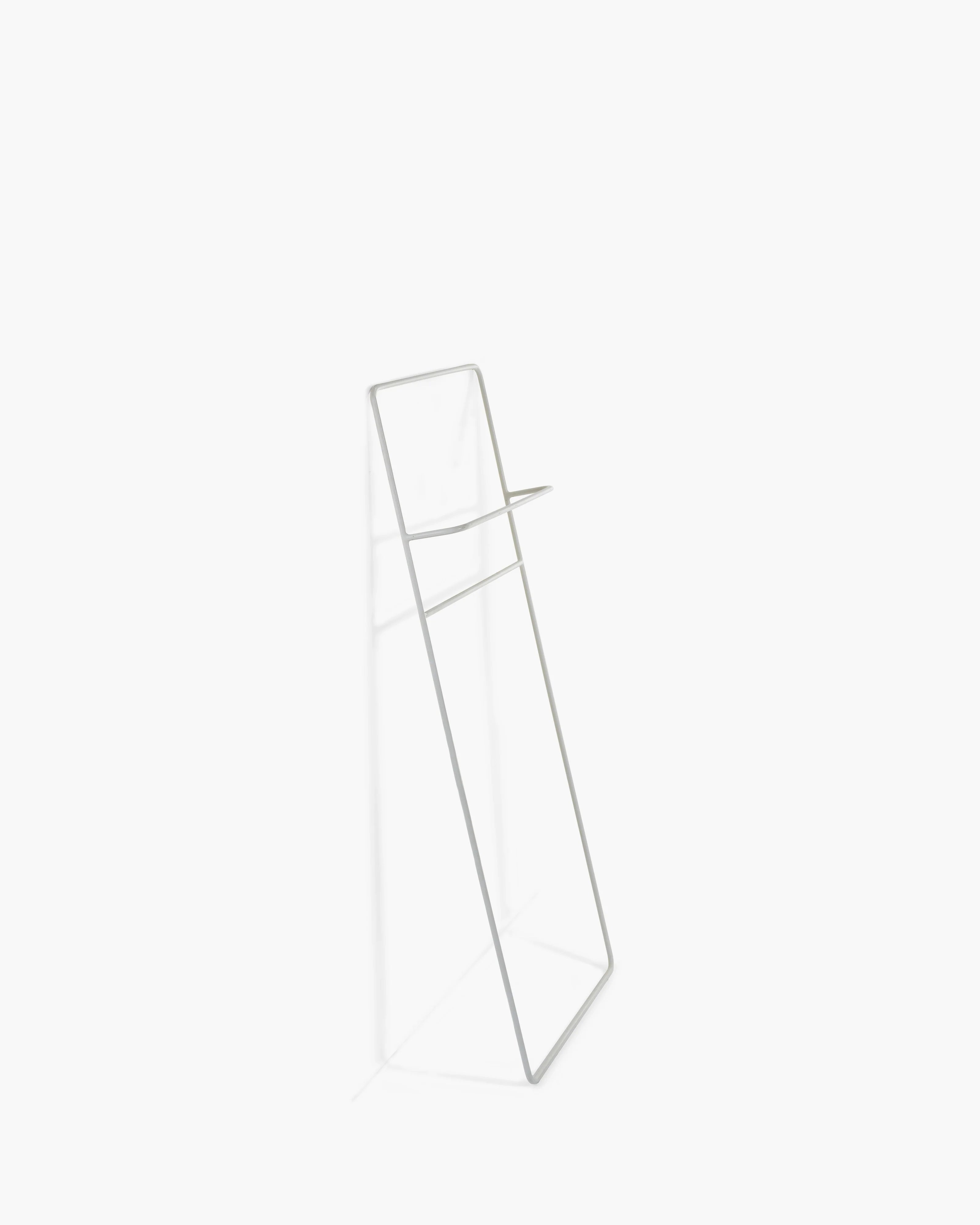 Juno Low Towel Rack