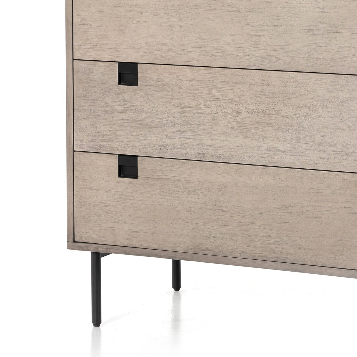 Carly 5 Drawer Dresser