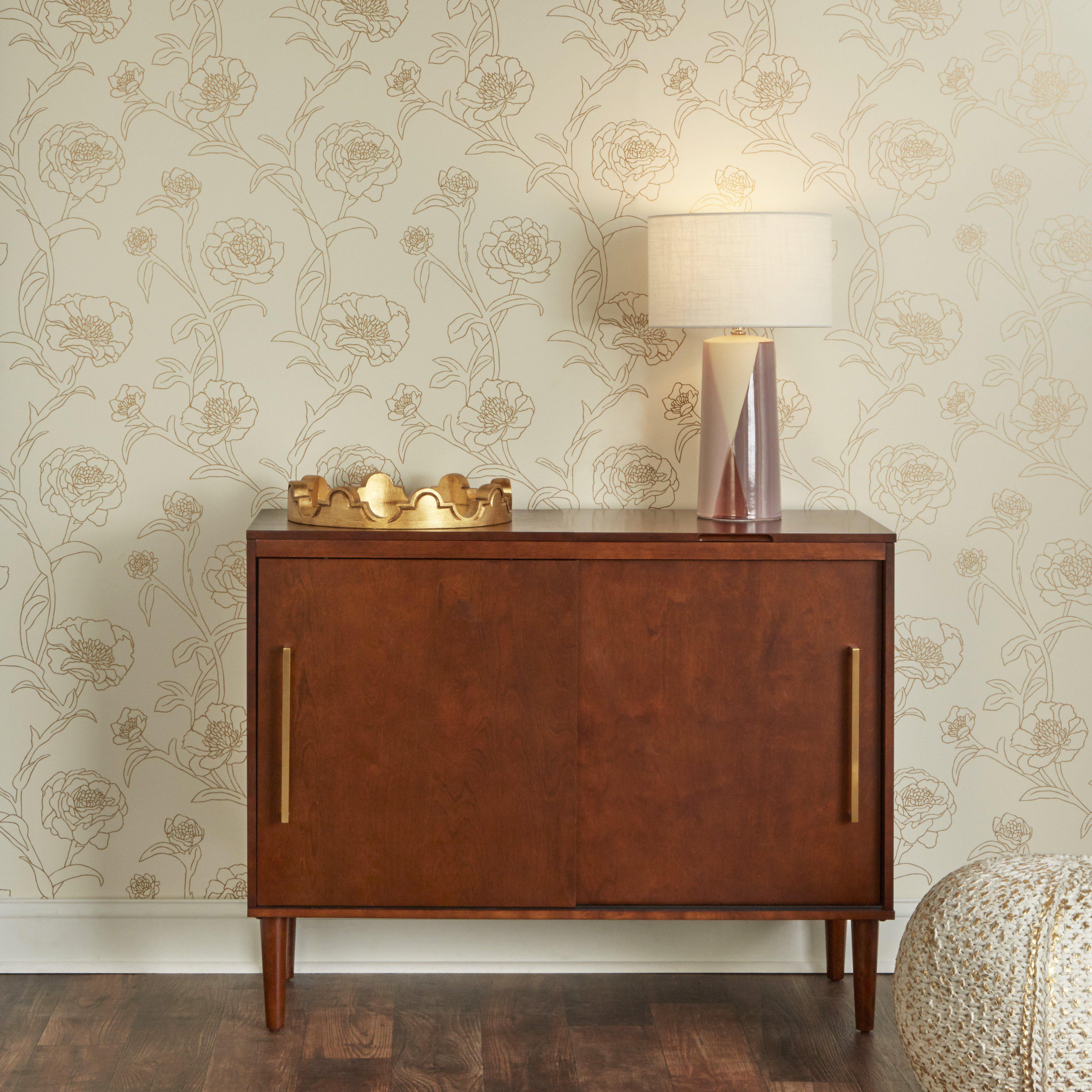 Tempaper Designs LIFESTYLE - Peonies Gold Leaf Peel and Stick Wallpaper